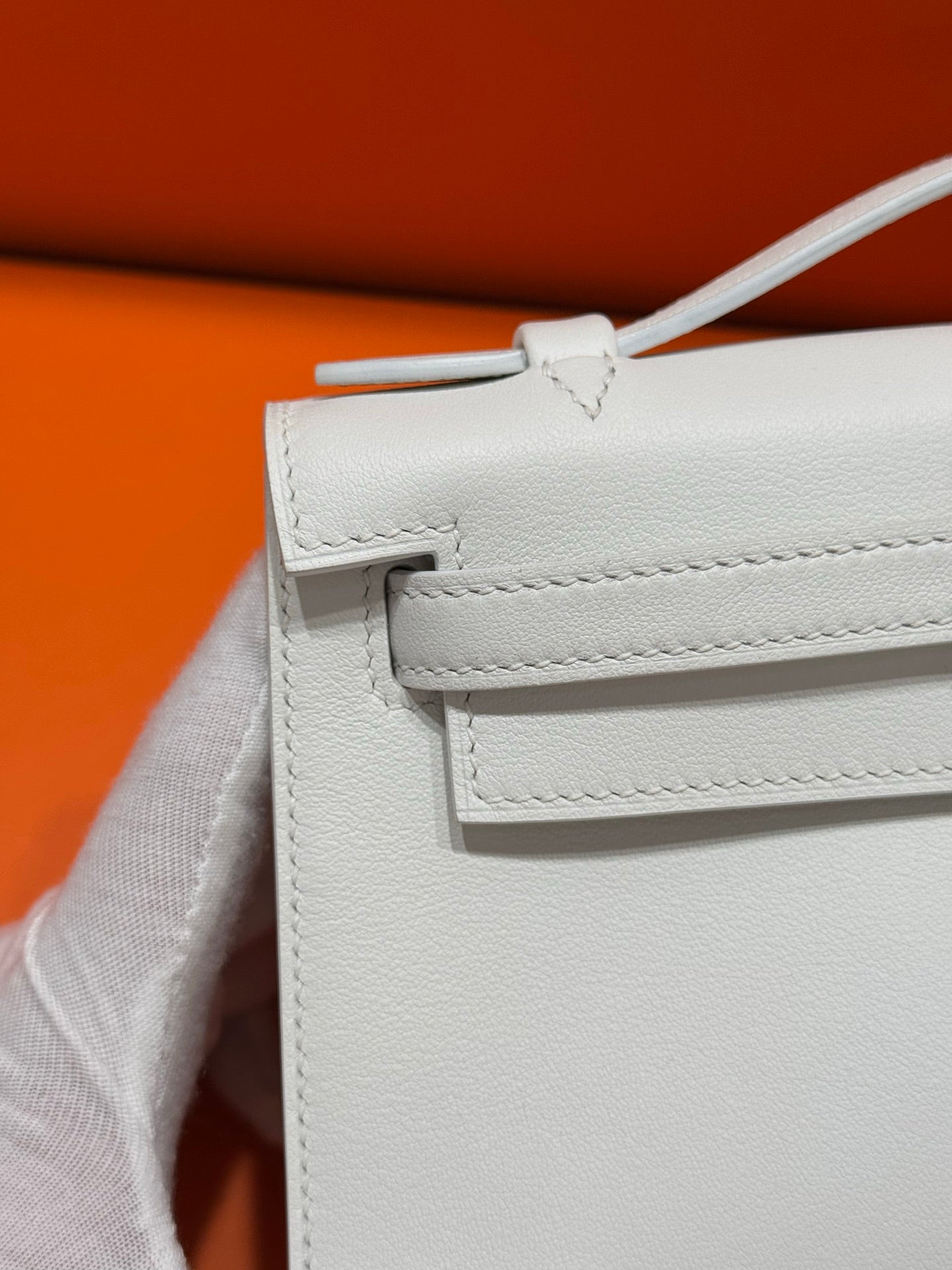 hand bag