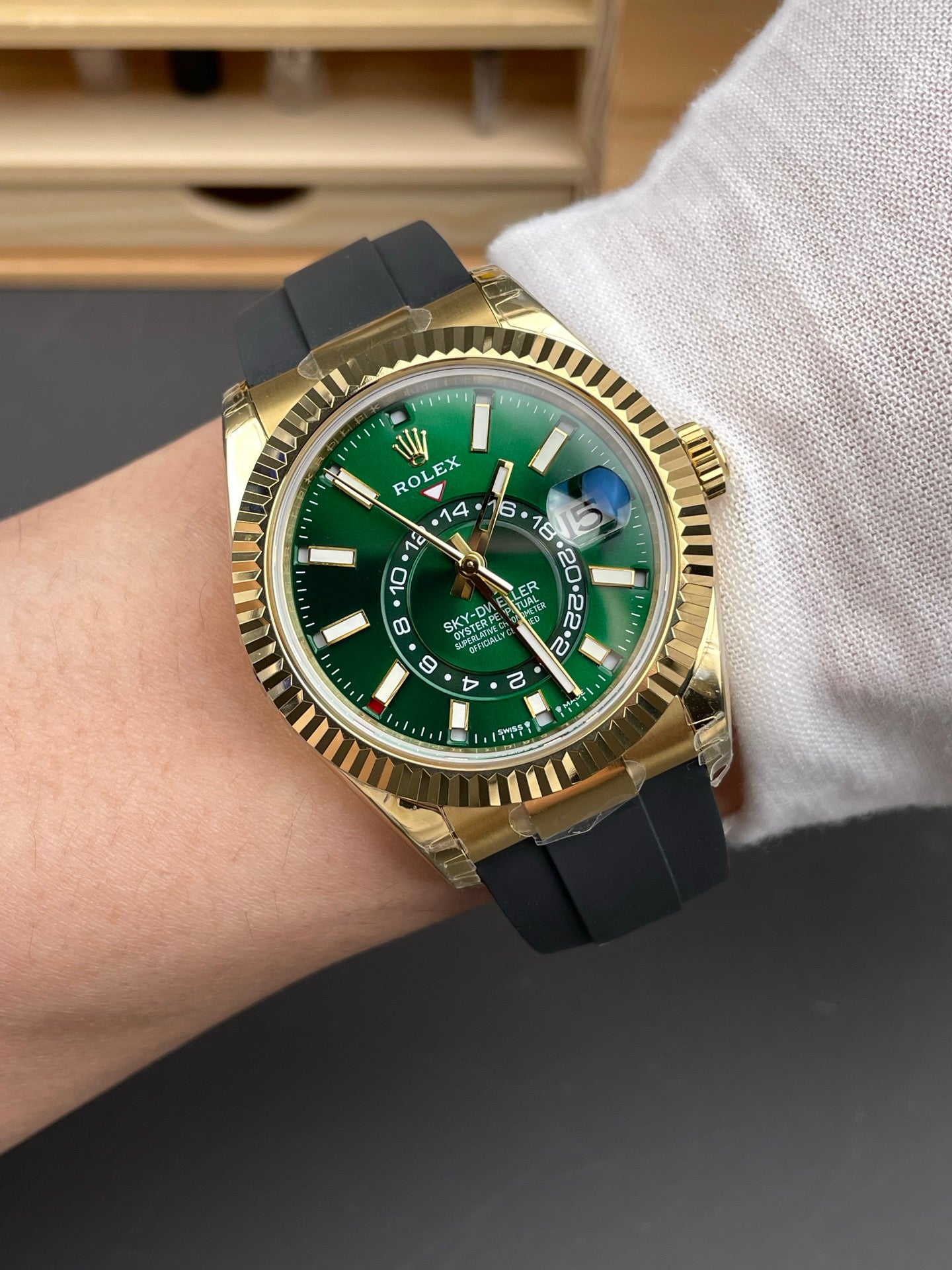 Rolex(劳力士)天行者(Sky-Dweller)