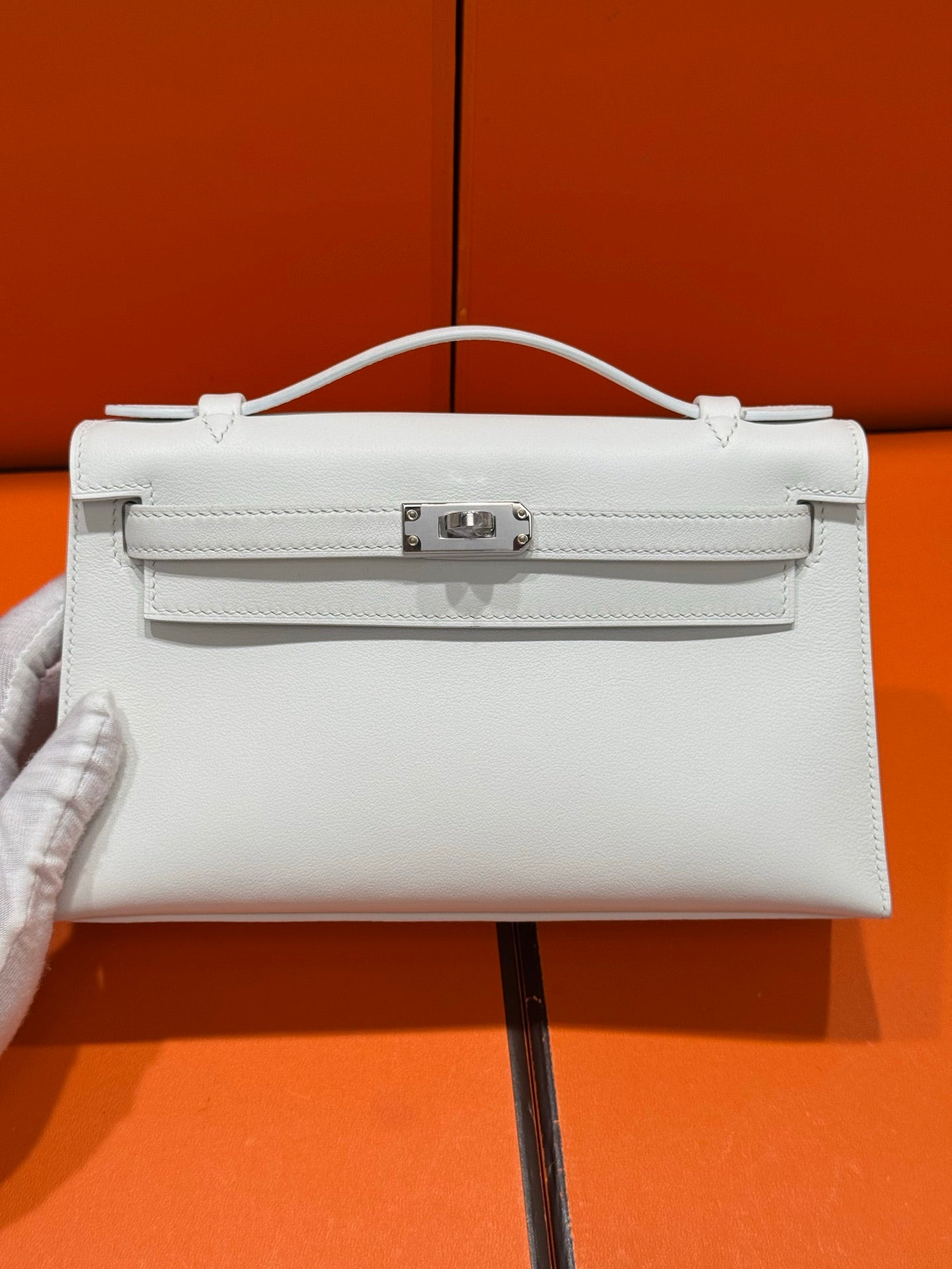 hand bag