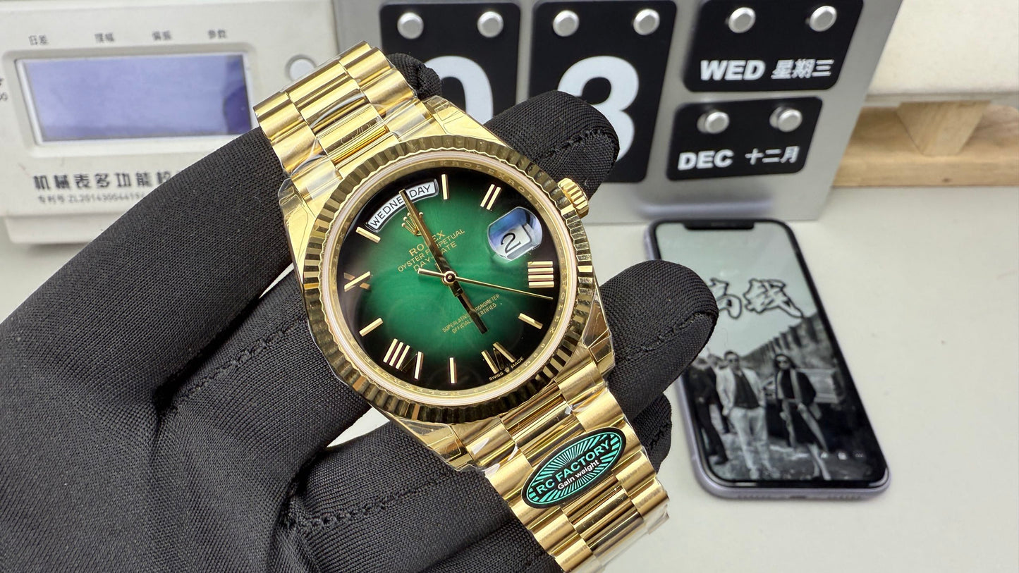 Rolex（劳力士）星期日历型DD 渐变烟熏绿