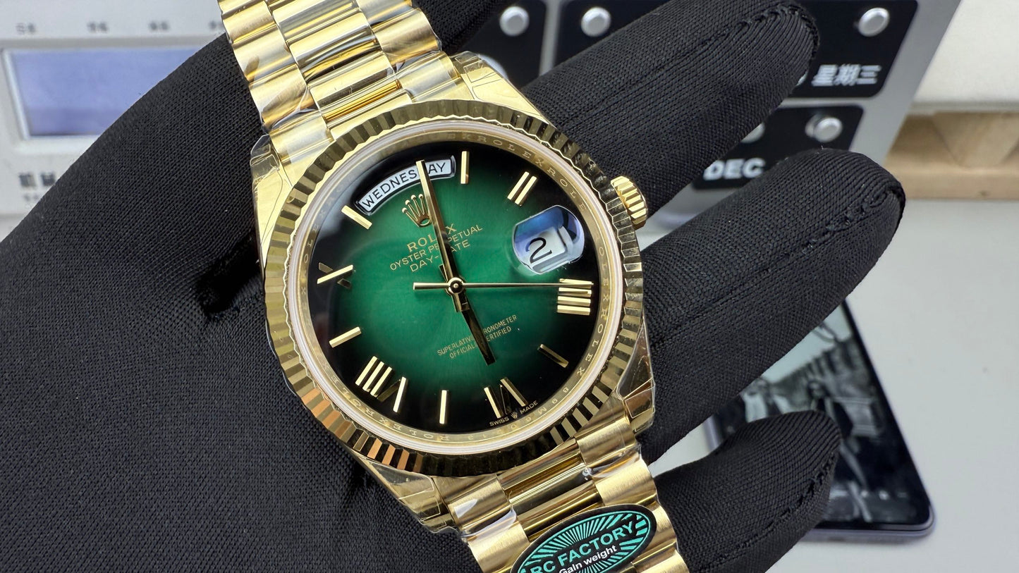 Rolex（劳力士）星期日历型DD 渐变烟熏绿