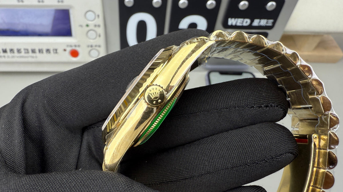Rolex（劳力士）星期日历型DD 渐变烟熏绿