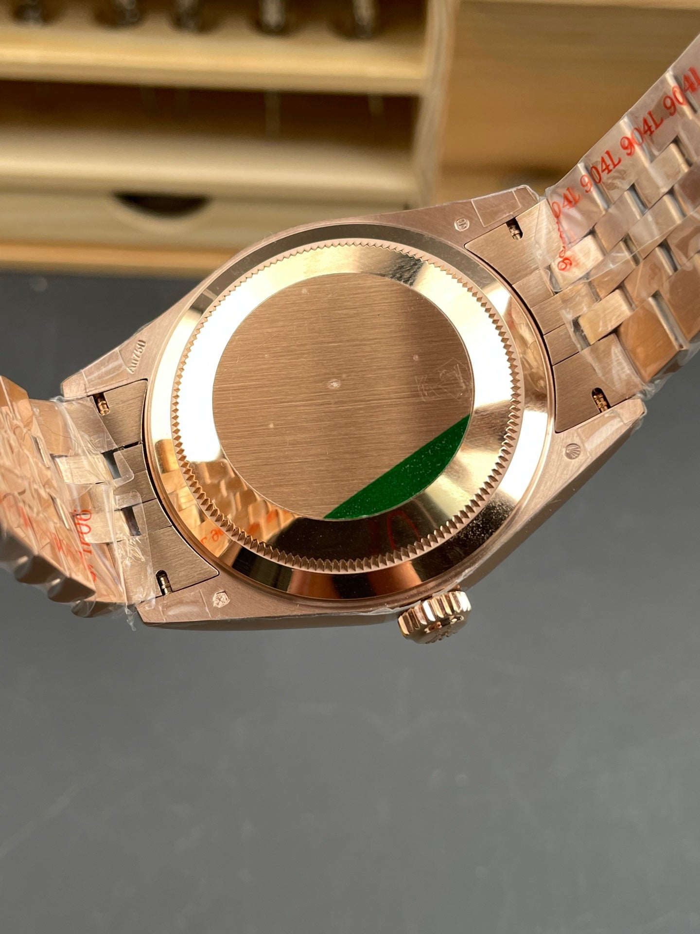 Rolex（劳力士）天行者（Sky-Dweller）