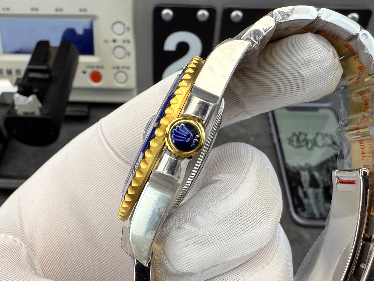 Rolex（劳力士）潜航者型（间金蓝水鬼）