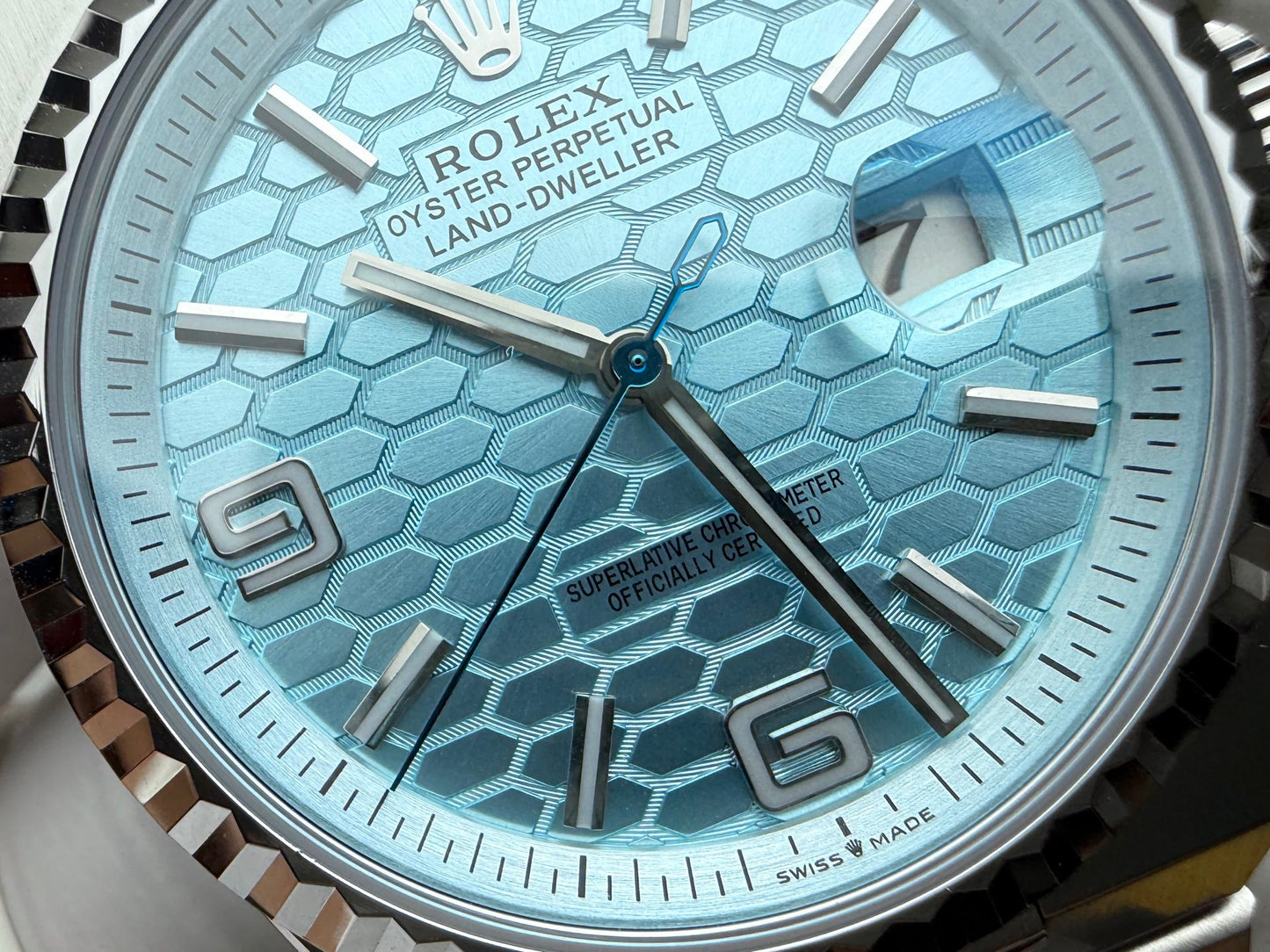 Rolex（劳力士）陆使型（型号127336）