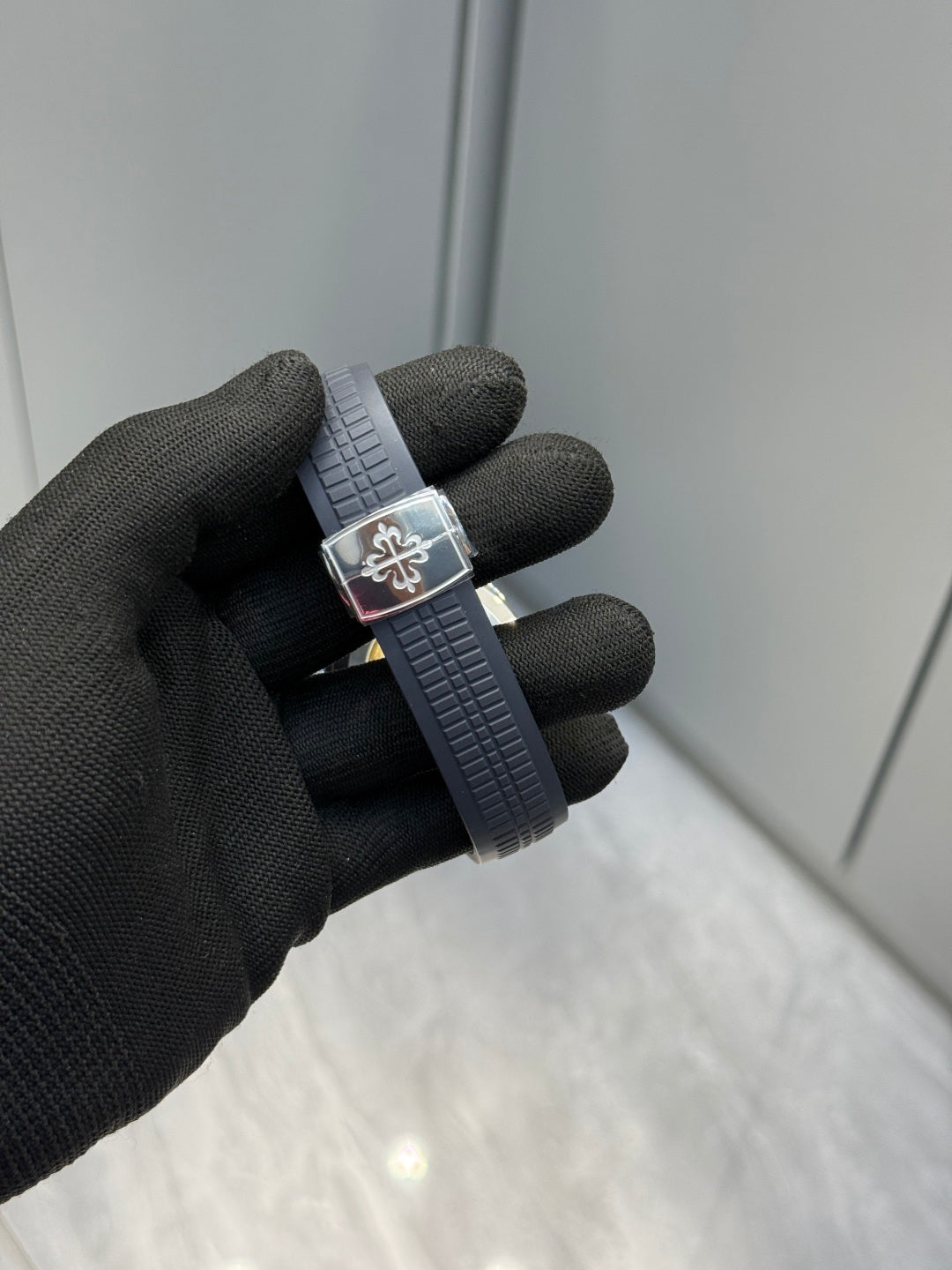 Patek Philippe 5168G Weighted Grenade