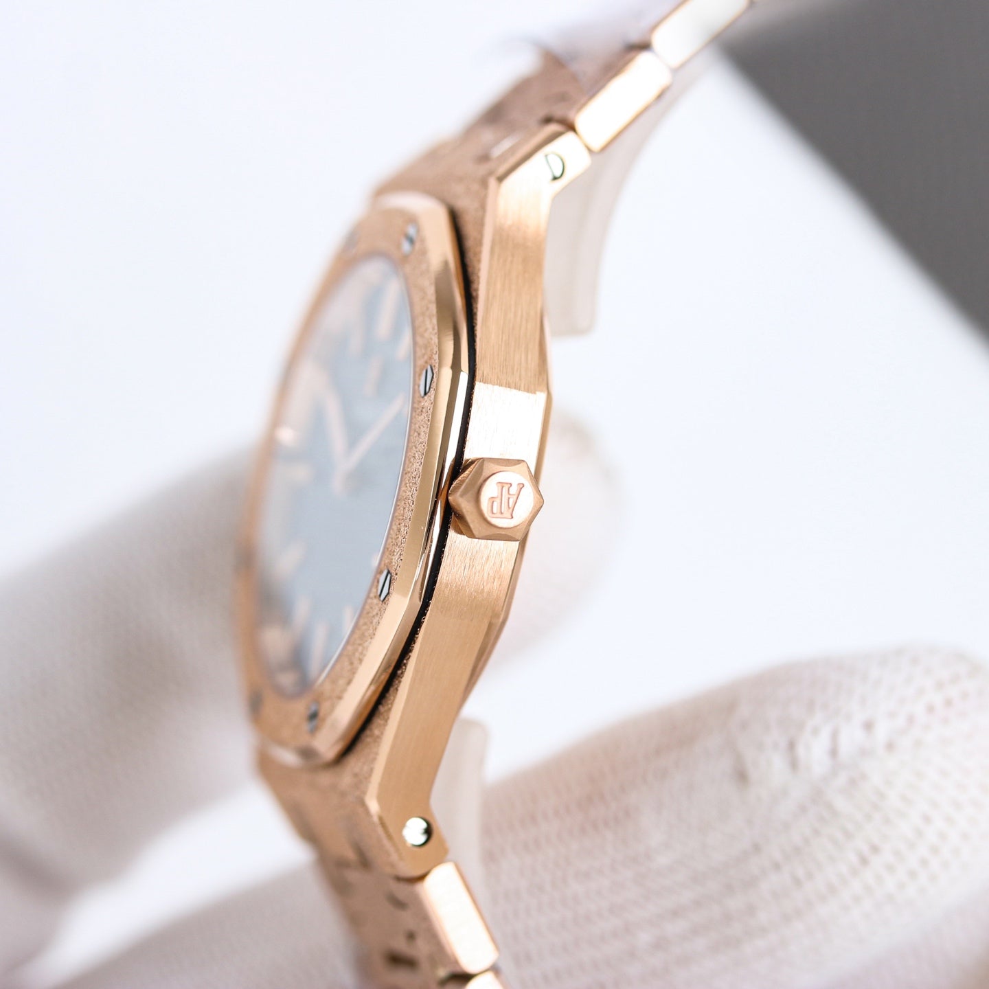 Audemars Piguet Royal Oak Series 67651OR