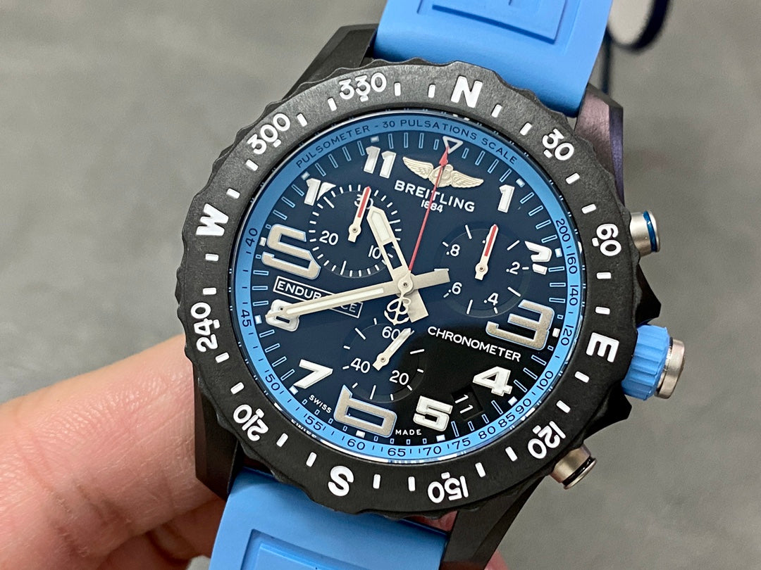 Breitling 百年灵全碳纤维计时腕表