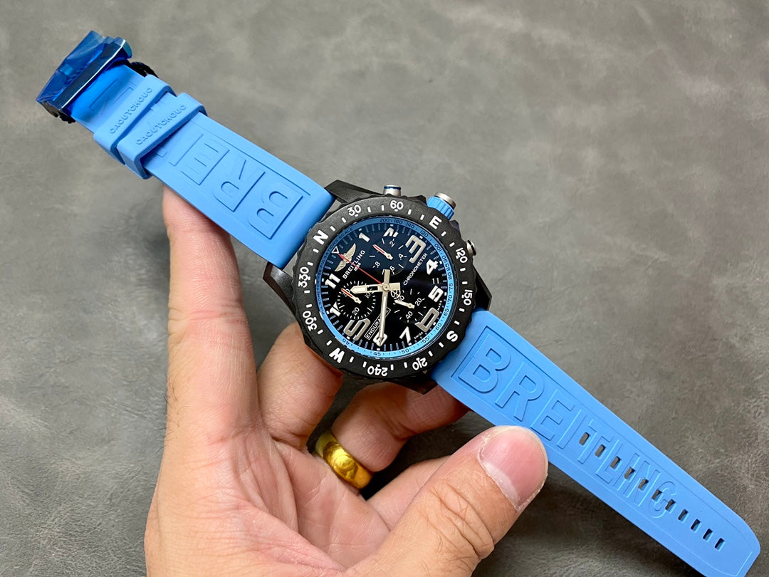 Breitling 百年灵全碳纤维计时腕表