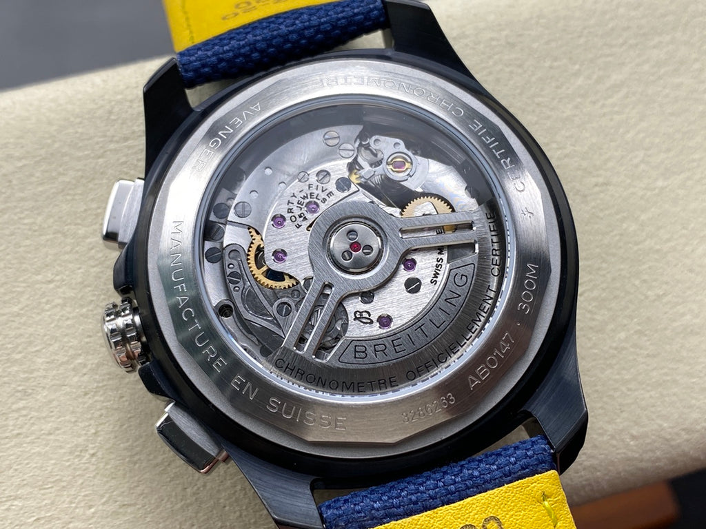 Breitling（百年灵）复仇者B01计时