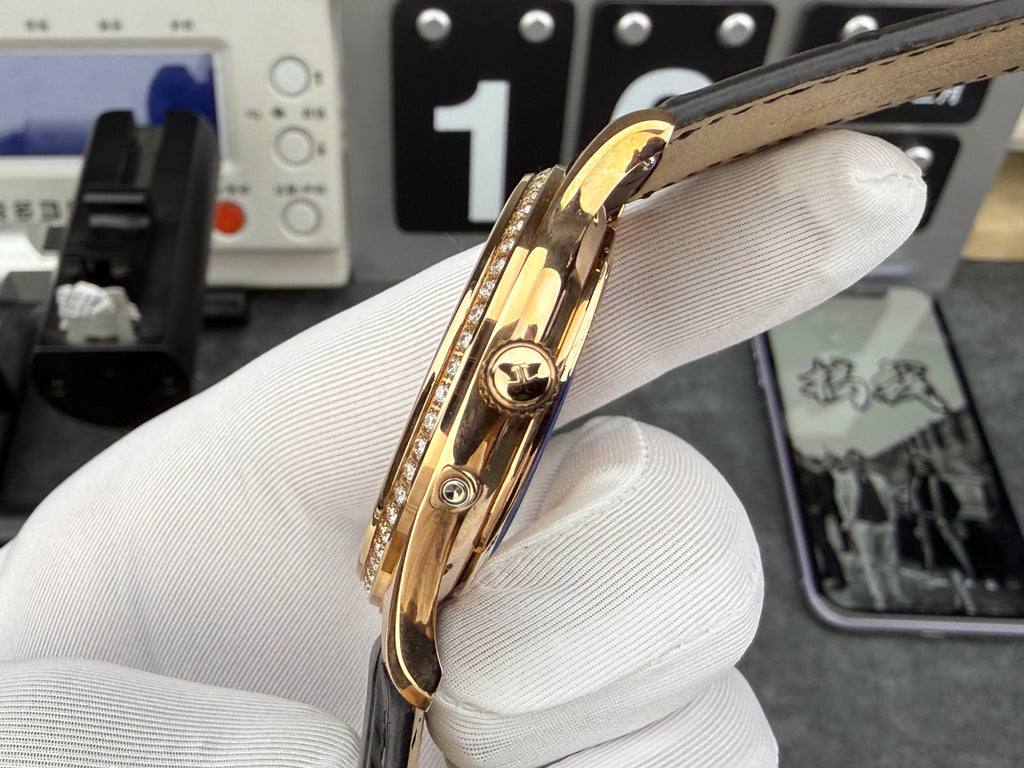 Jaeger-Lecoultre（积家）大师系列月相腕表（型号：1362501）