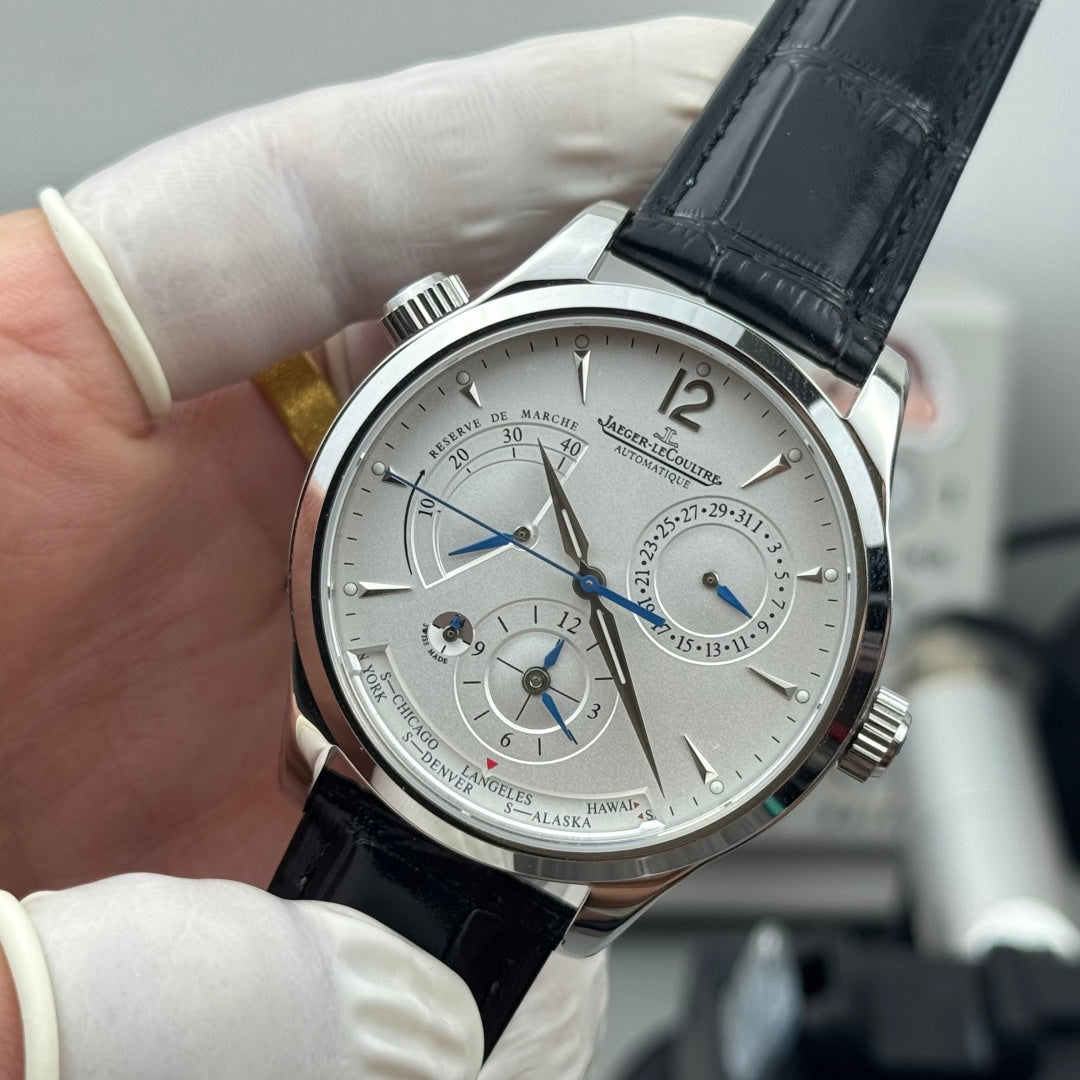Jaeger-Lecoultre（积家）大师系列地理学家腕表（Q1428421）