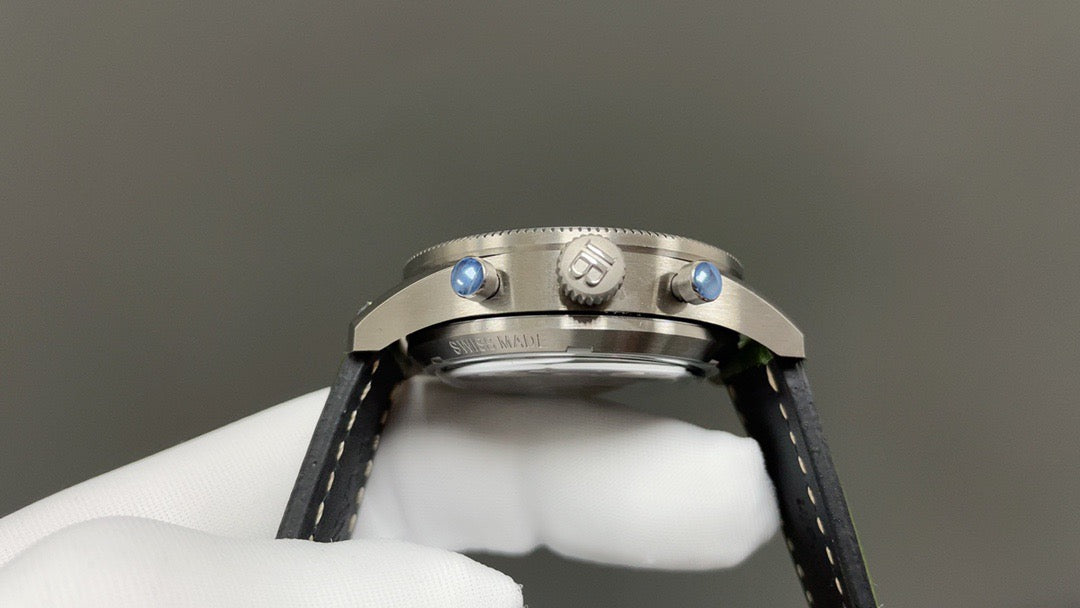 Blancpain（宝珀）空军司令系列钛金属飞返计时腕表