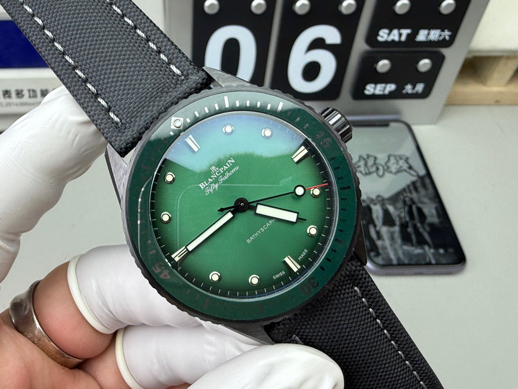 Blancpain 宝珀 黑陶瓷极光绿