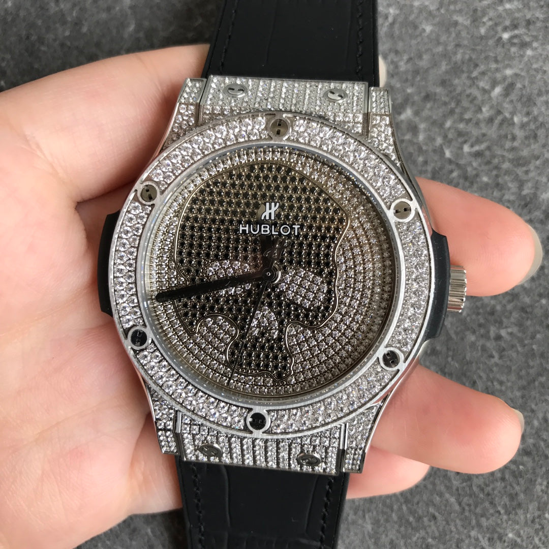 Hublot 宇舶 满钻 经典融合系列/45mm