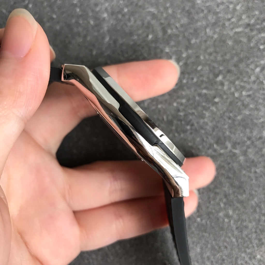 Hublot 宇舶 满钻 经典融合系列/45mm