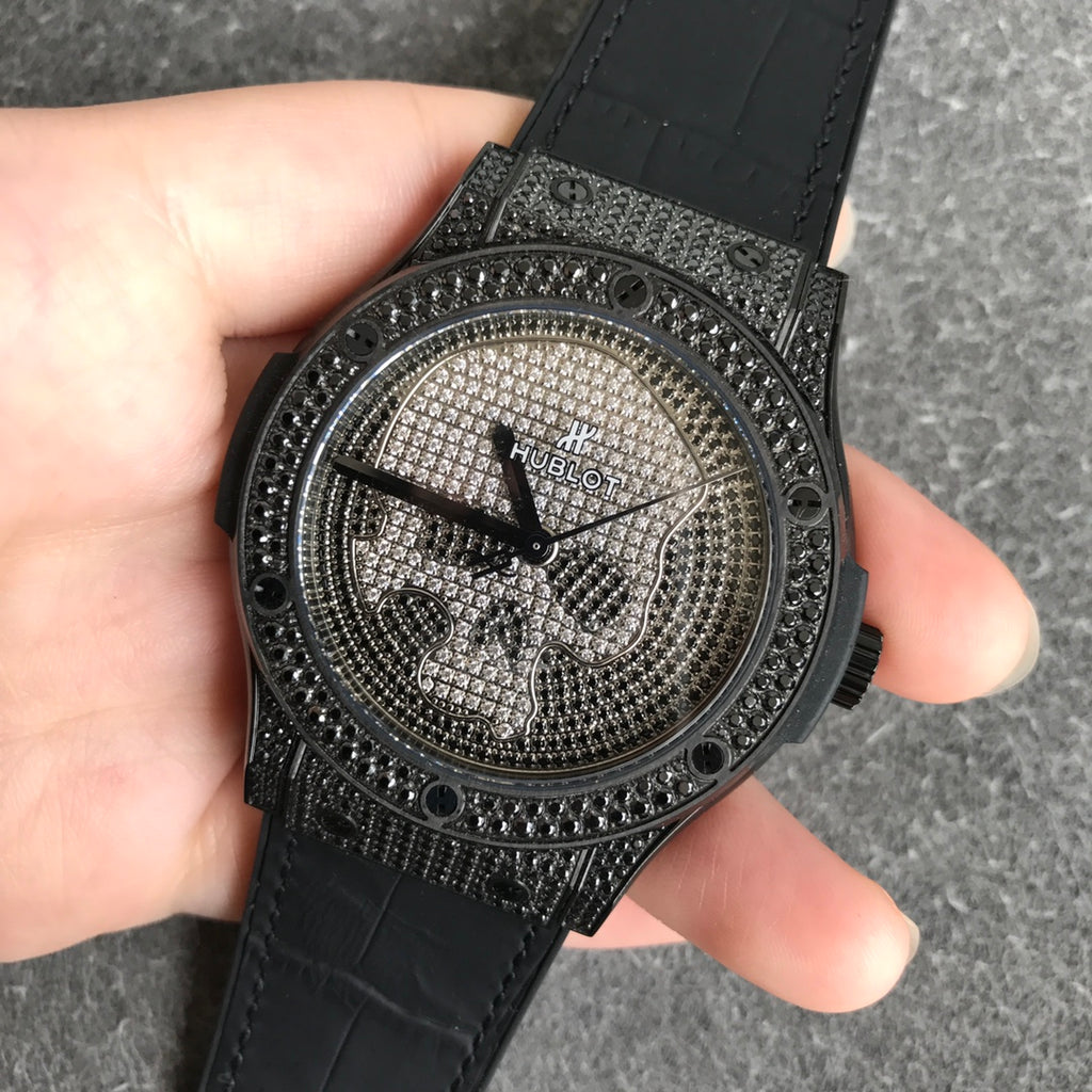 Hublot 宇舶 满钻 经典融合系列/45mm
