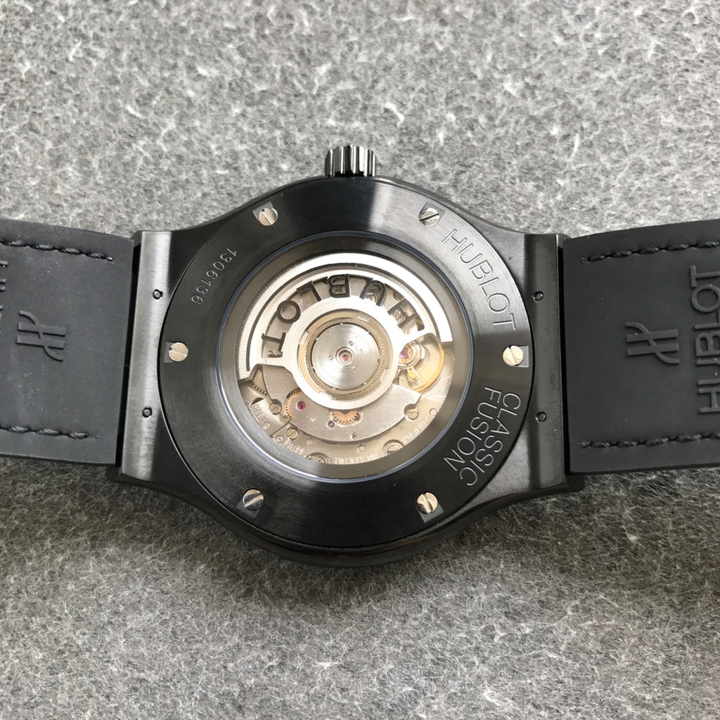 Hublot 宇舶 满钻 经典融合系列/45mm