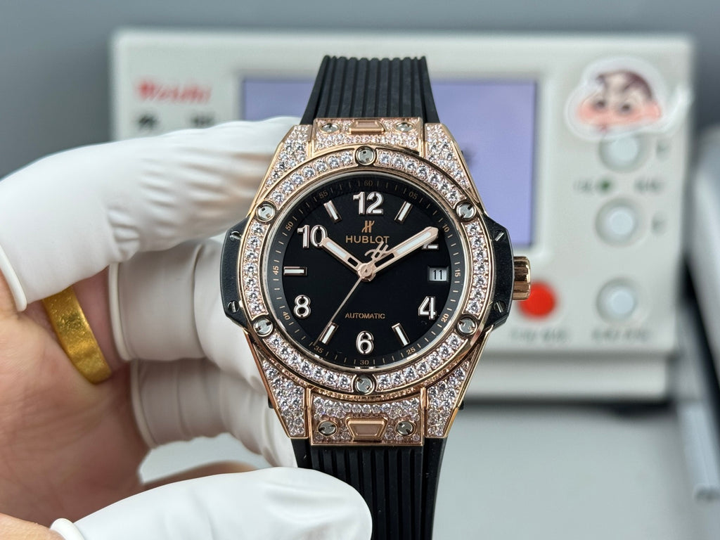HUBLOT 宇舶 Big Bang