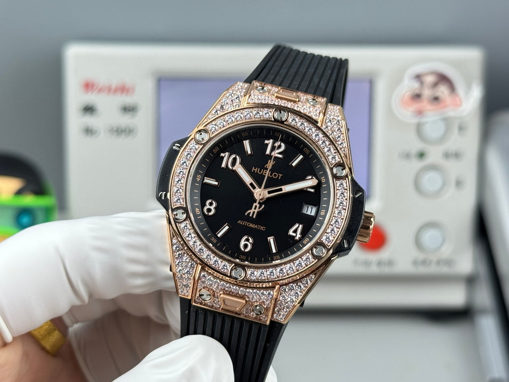 HUBLOT 宇舶 Big Bang