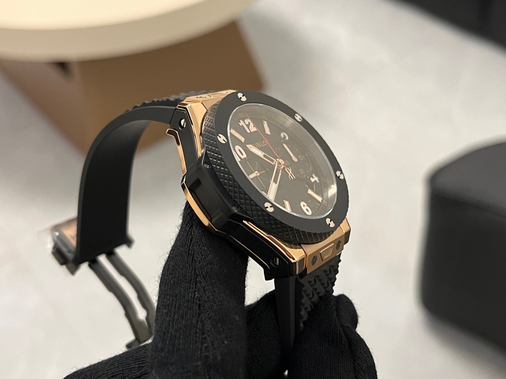 Hublot 宇舶 43mm