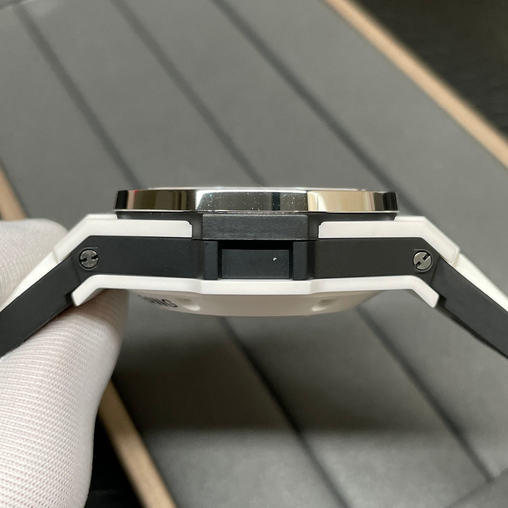 HUBLOT Big Bang White Ceramic T-Square Rainbow Drill Ring