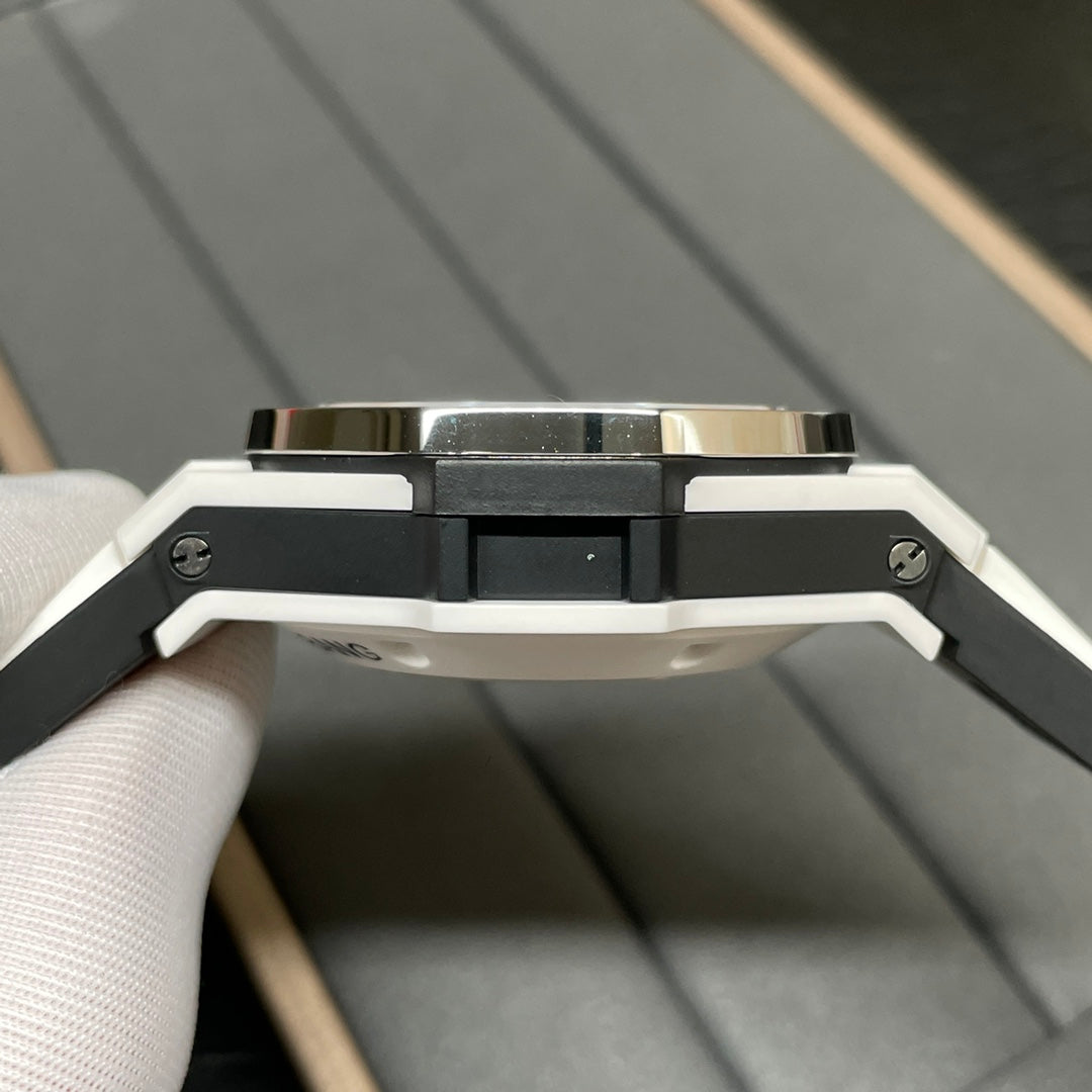 HUBLOT Big Bang White Ceramic T-Square Rainbow Drill Ring