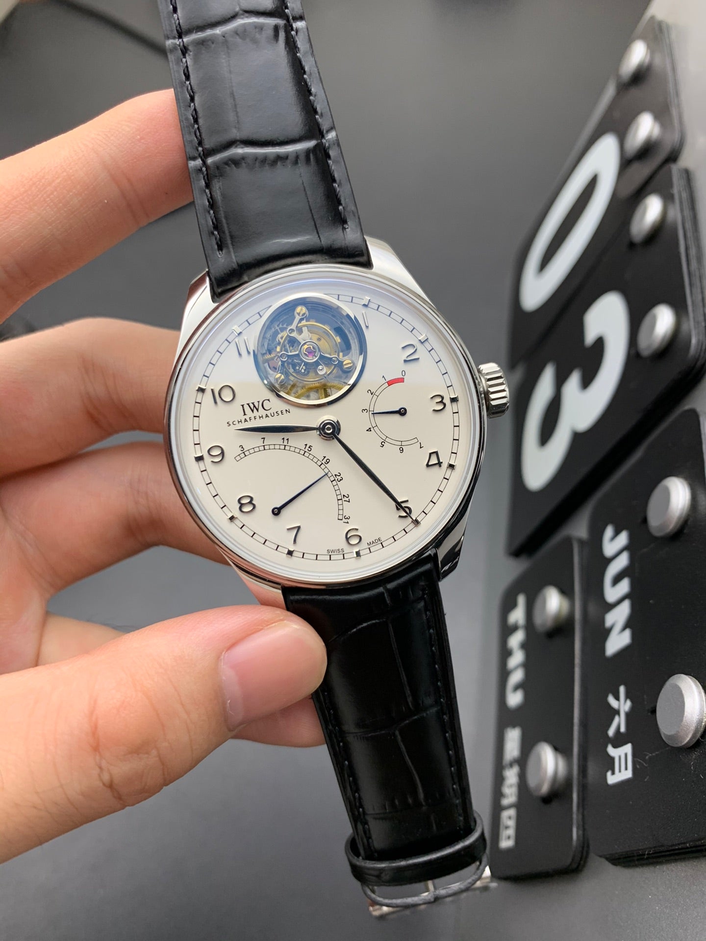 IWC (万国）葡萄牙系列陀飞轮动力储存腕表