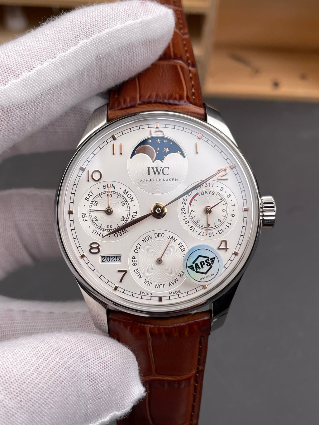 IWC (万国）葡萄牙系列万年历多功能腕表