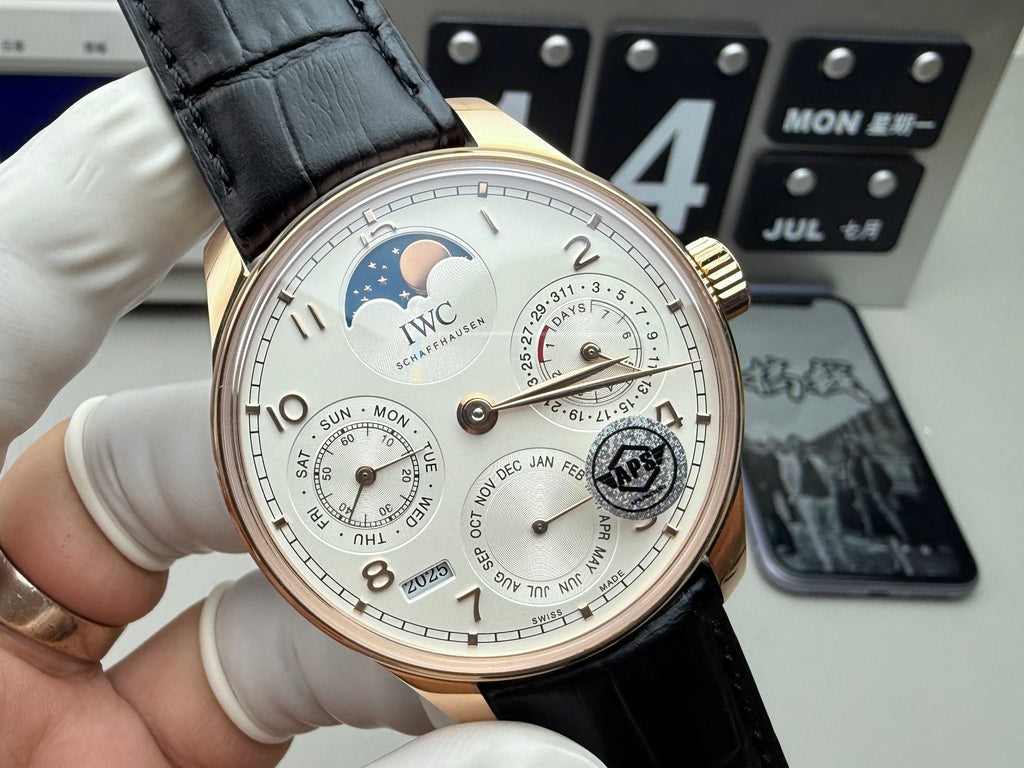 IWC (万国）葡萄牙系列万年历多功能腕表