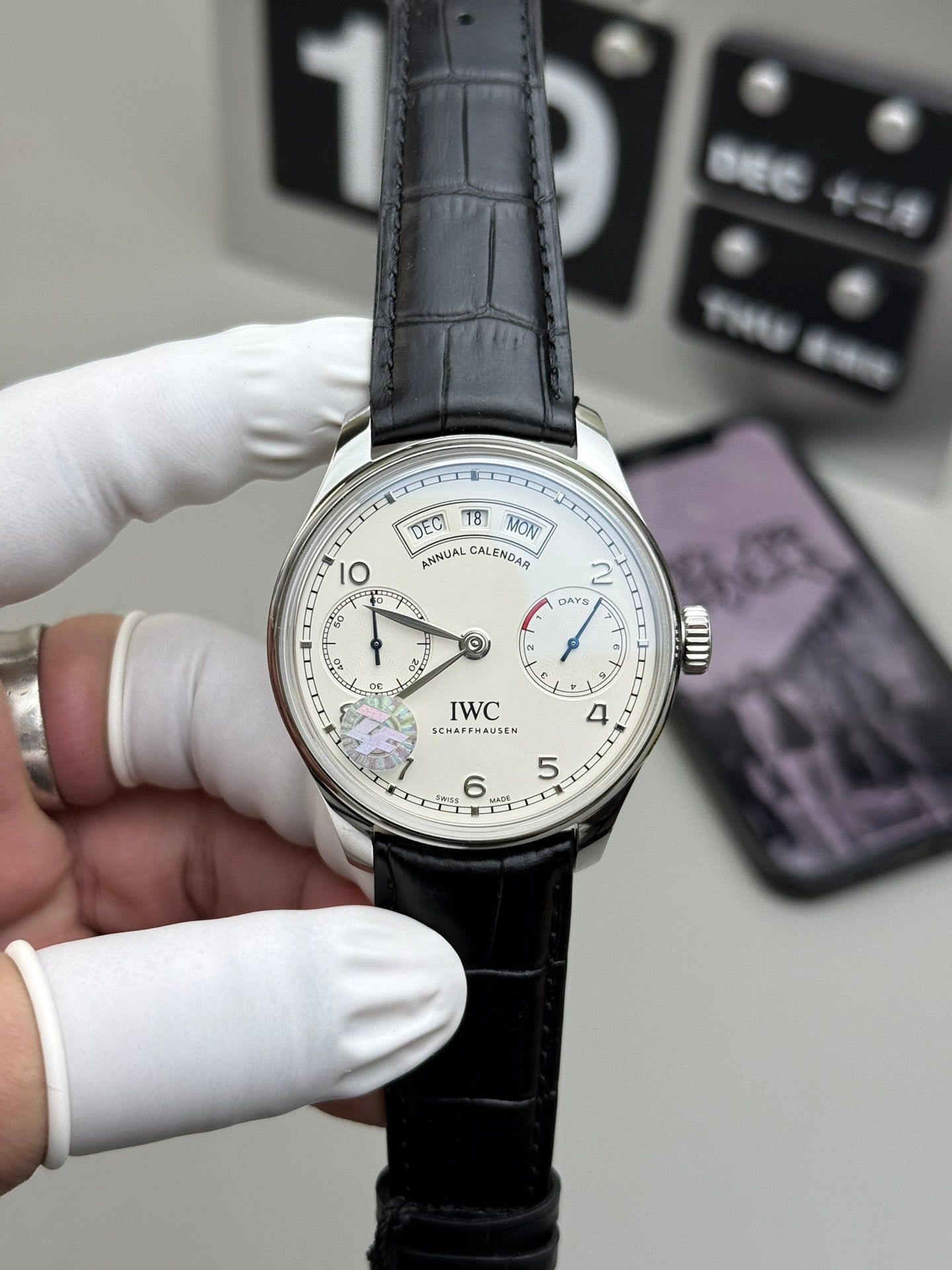 IWC (万国）葡萄牙系列万年历多功能腕表