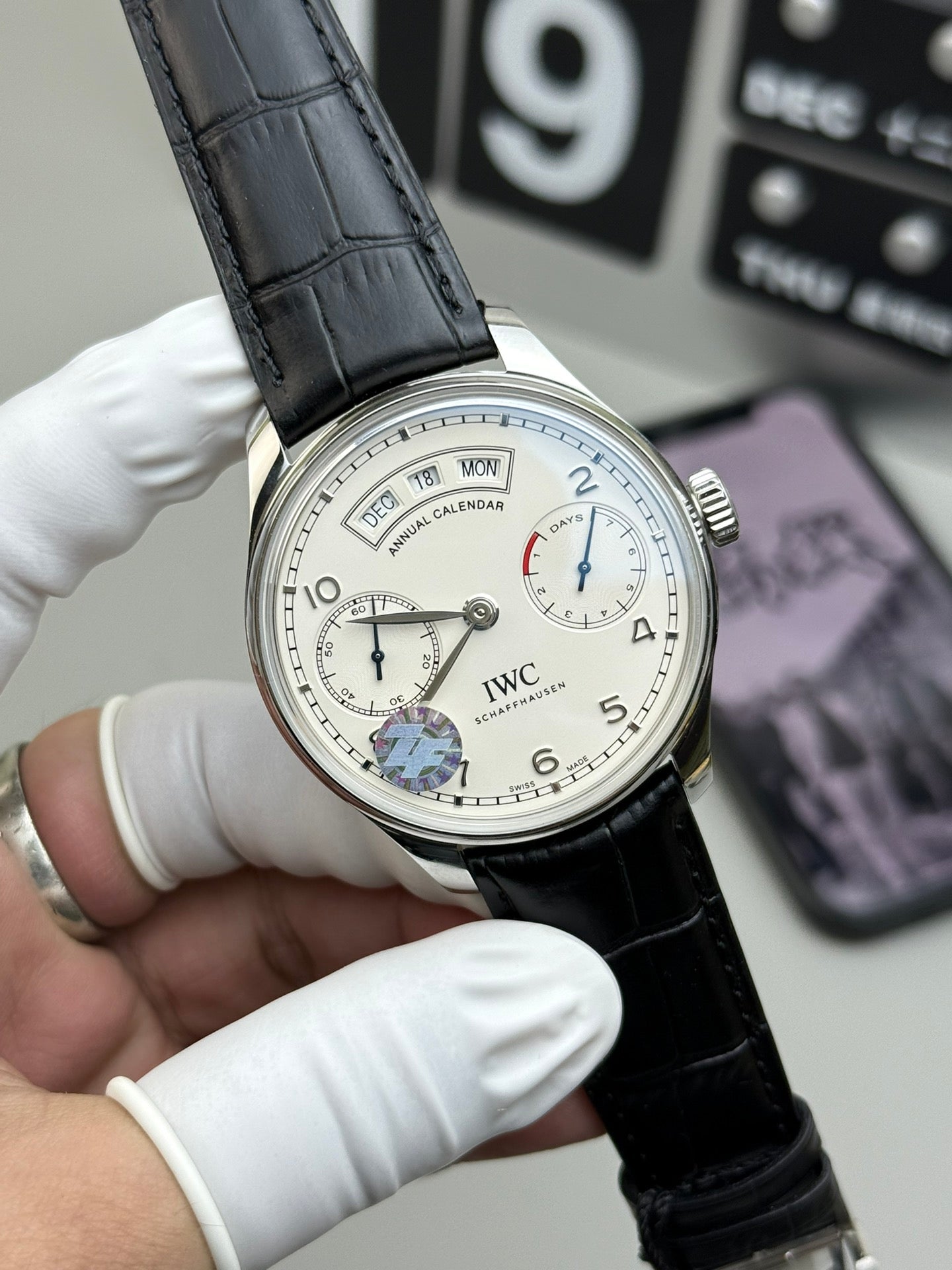 IWC (万国）葡萄牙系列万年历多功能腕表