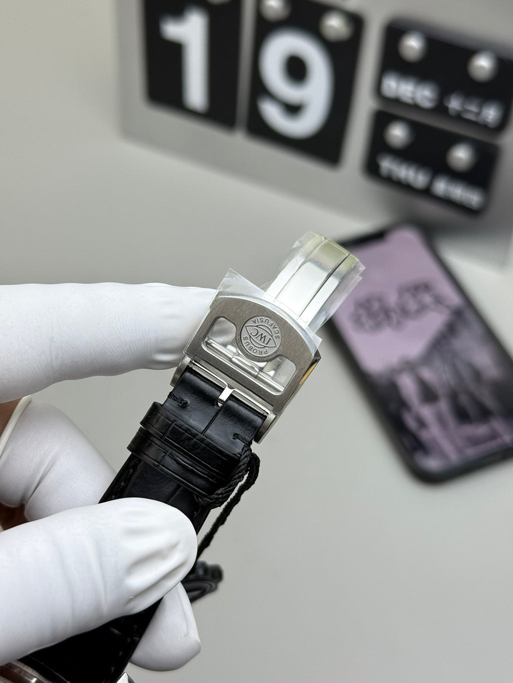 IWC (万国）葡萄牙系列万年历多功能腕表