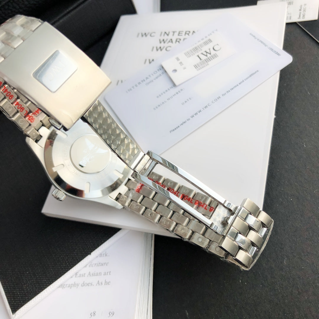 IWC 万国飞行员马克十八传承腕表