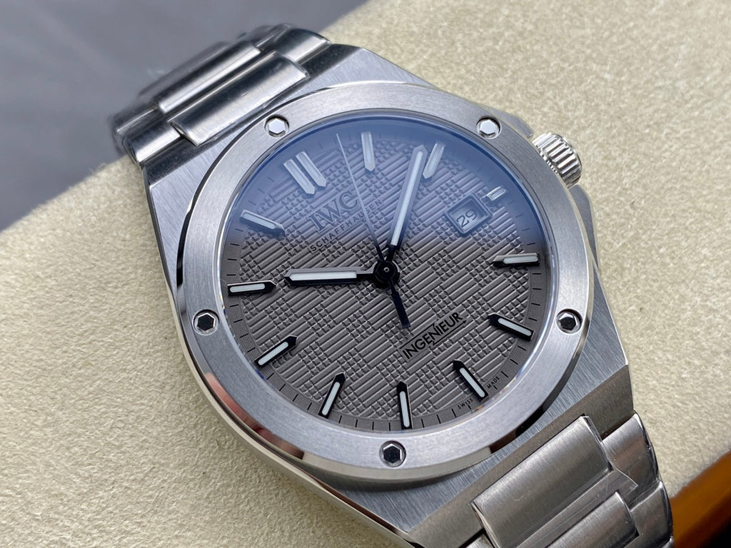 IWC万国全新工程师系列