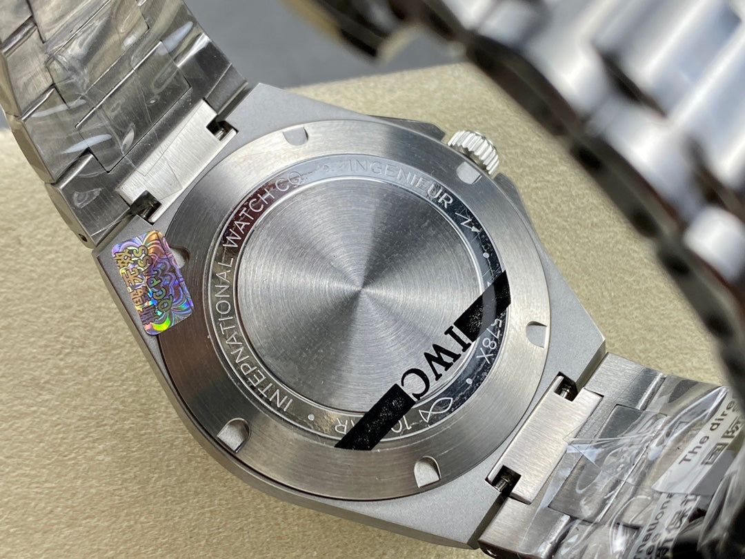 IWC万国全新工程师系列