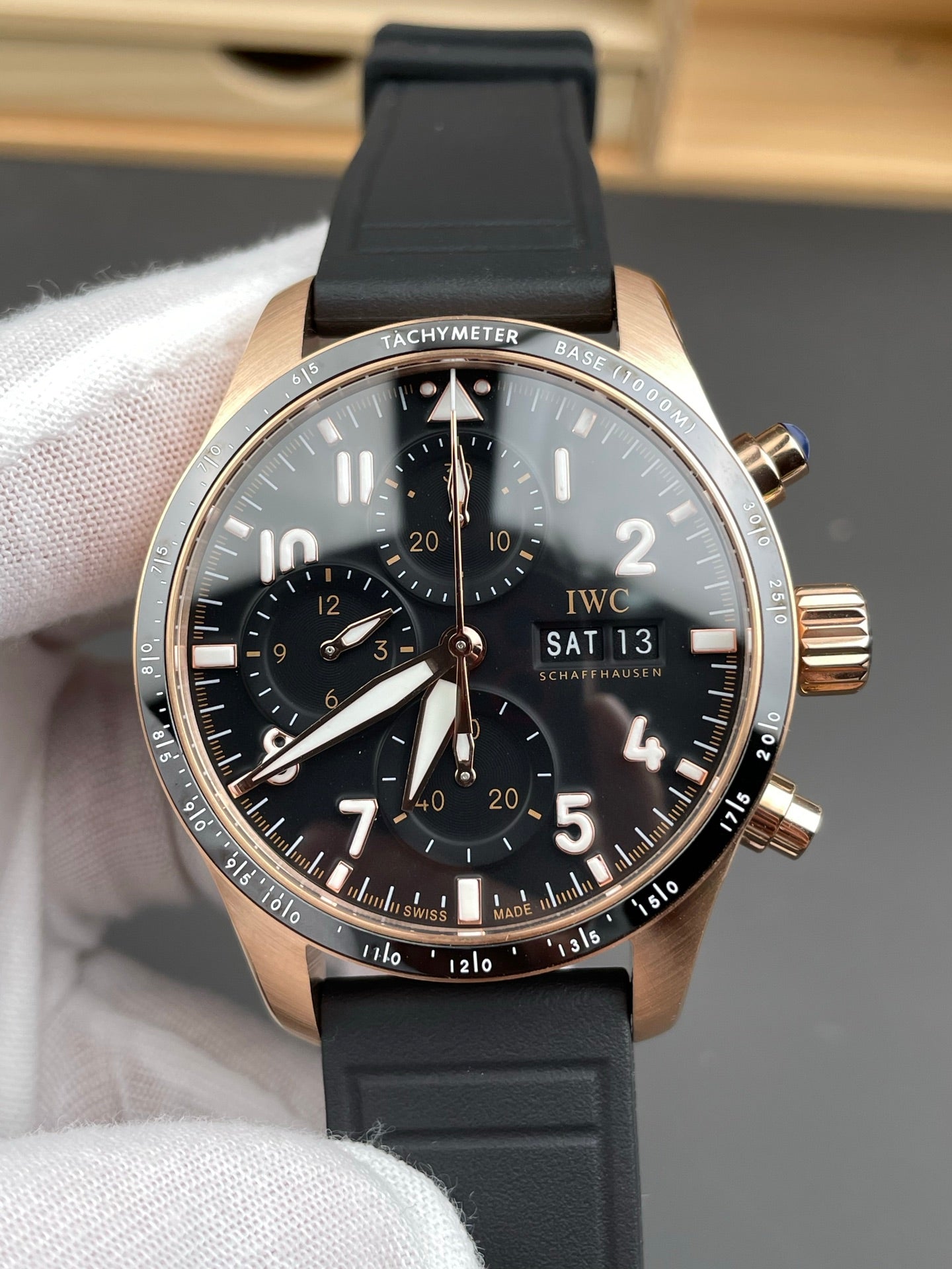 IWC 万国 陶瓷飞行员 玫金黑盘
