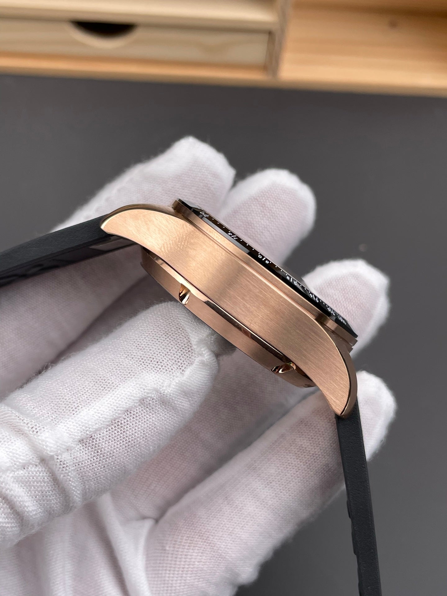 IWC 万国 陶瓷飞行员 玫金黑盘