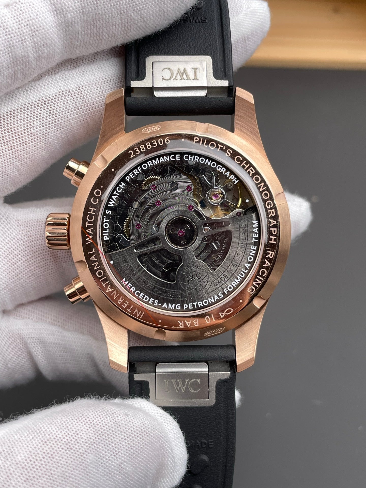 IWC 万国 陶瓷飞行员 玫金黑盘