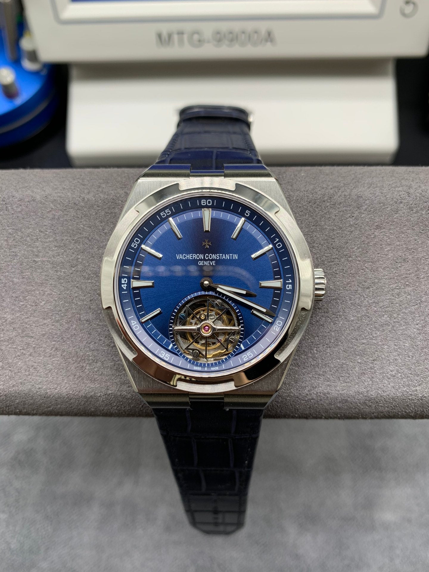 Vacheron Constantin（江诗丹顿）纵横四海 6000V/110A-B544 陀飞轮腕表