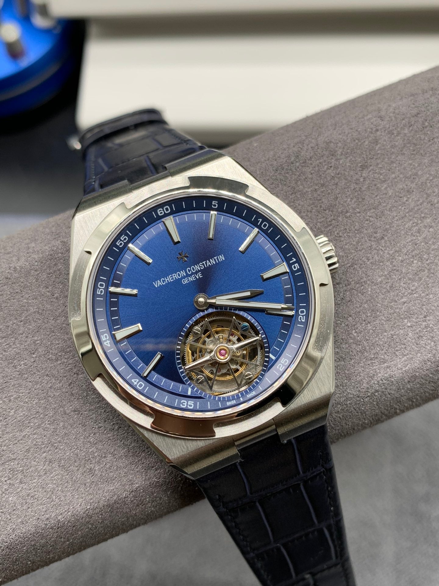 Vacheron Constantin（江诗丹顿）纵横四海 6000V/110A-B544 陀飞轮腕表