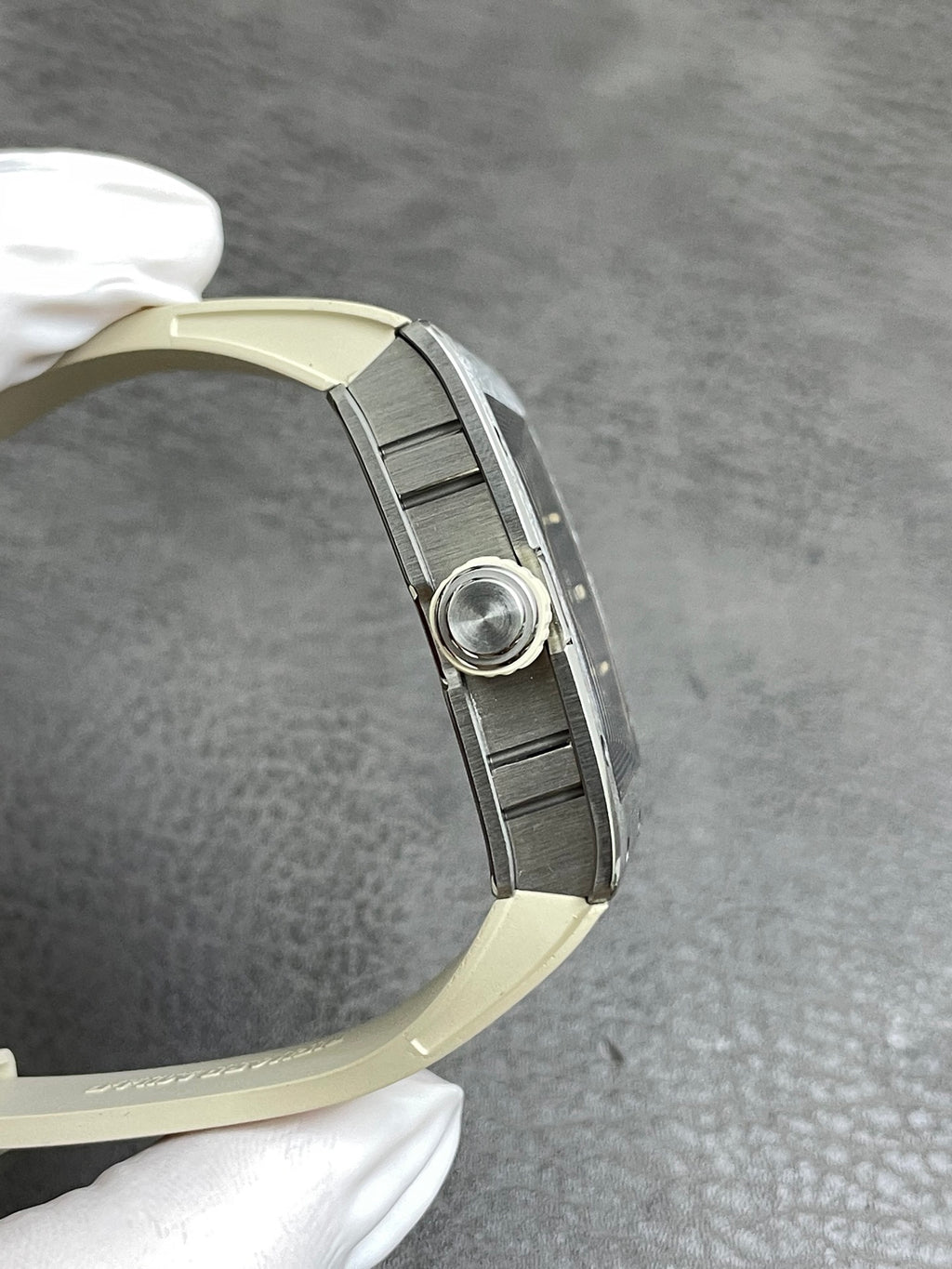 Richard Mille（理查德米勒）RM 16-02 超薄自动上链腕表