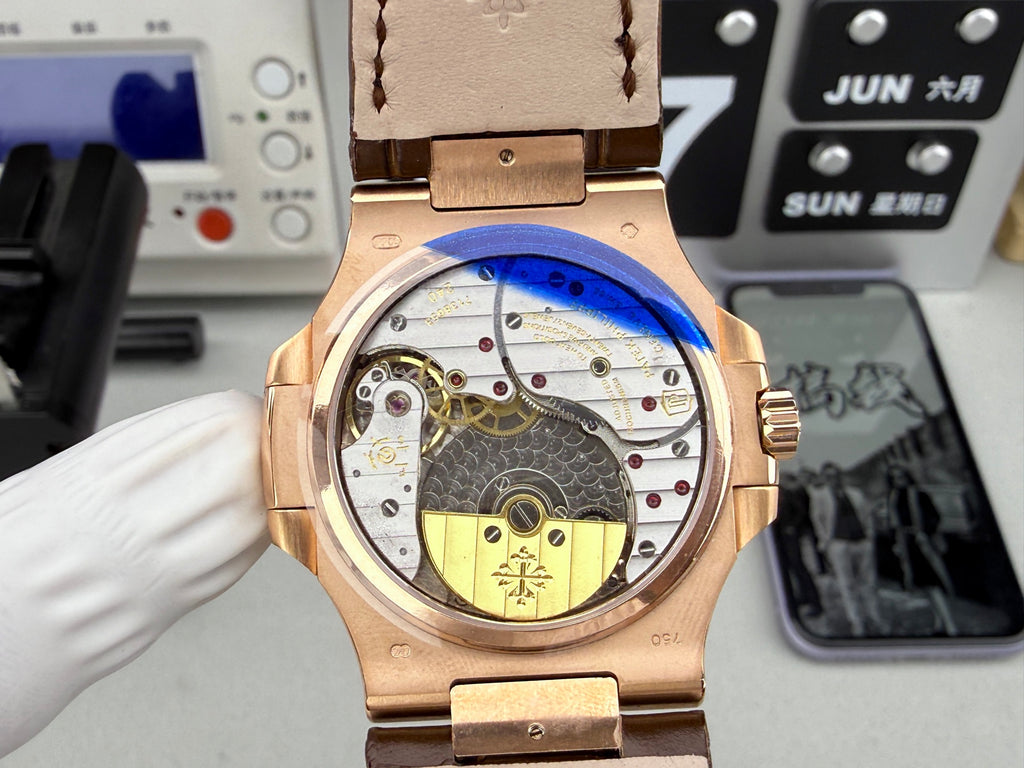 Patek Philippe（百达翡丽）鹦鹉螺5712R