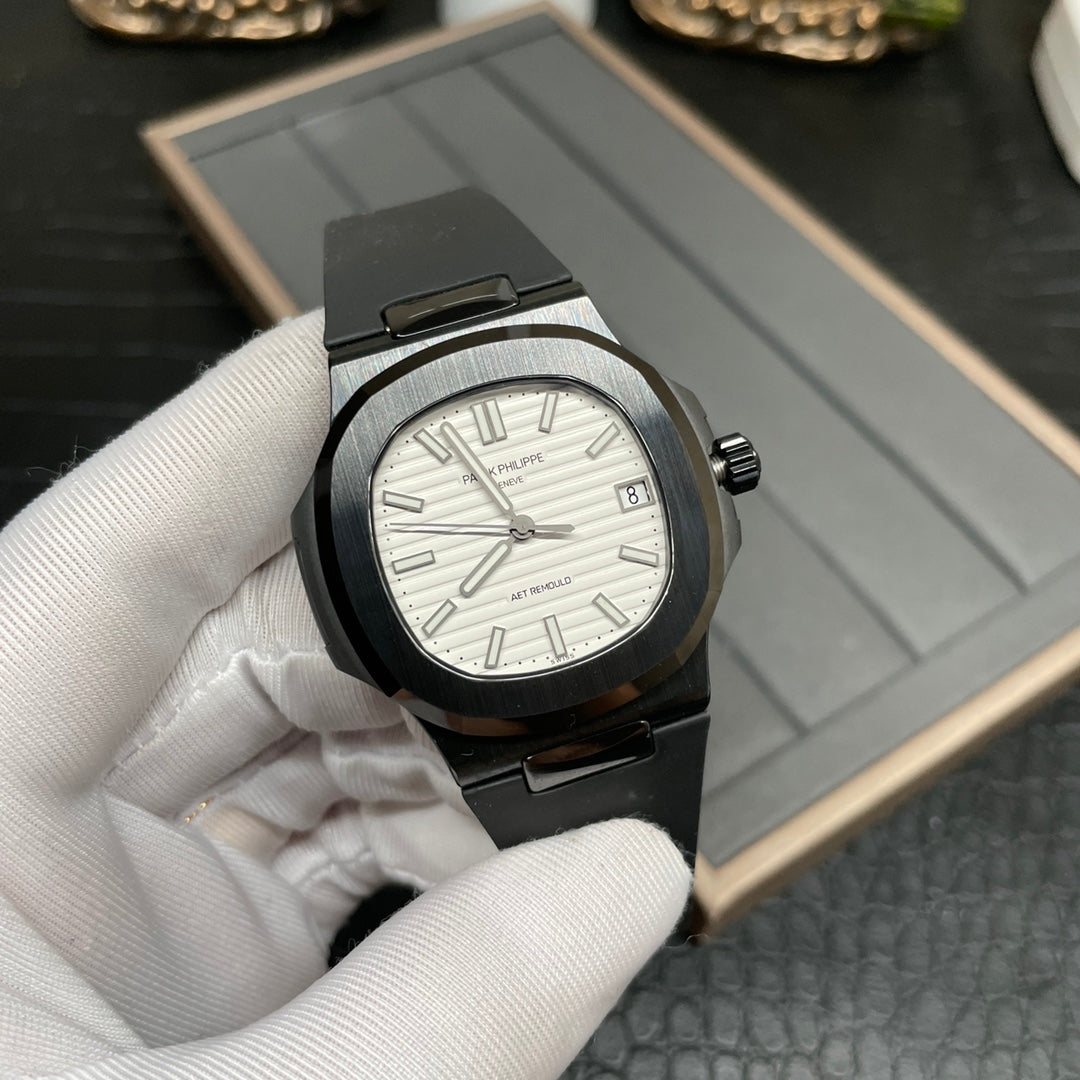 Patek Philippe（百达翡丽）陶瓷 Tiffany 5711