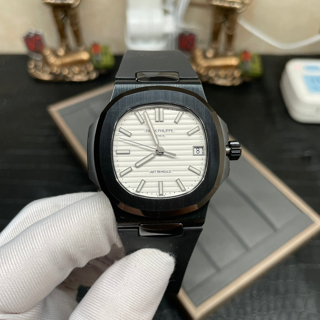 Patek Philippe（百达翡丽）陶瓷 Tiffany 5711