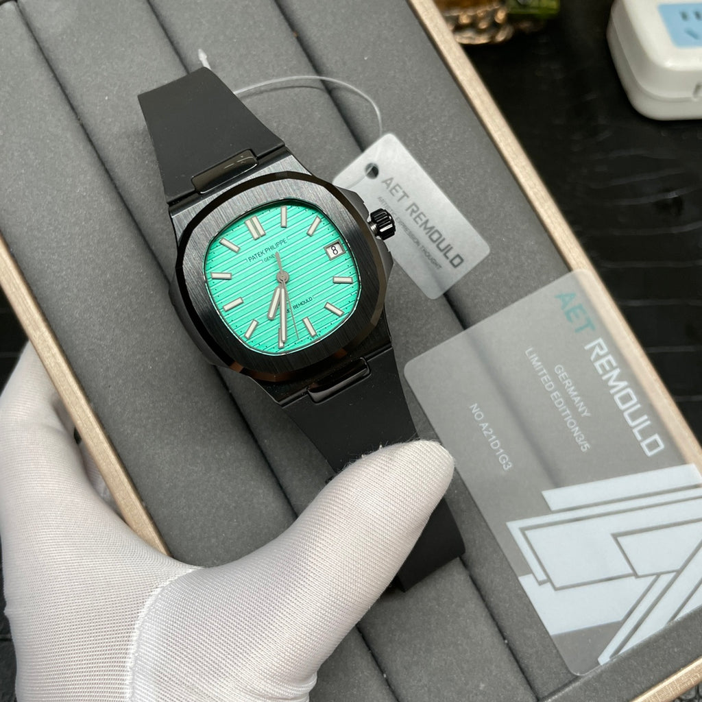Patek Philippe（百达翡丽）陶瓷 Tiffany 5711
