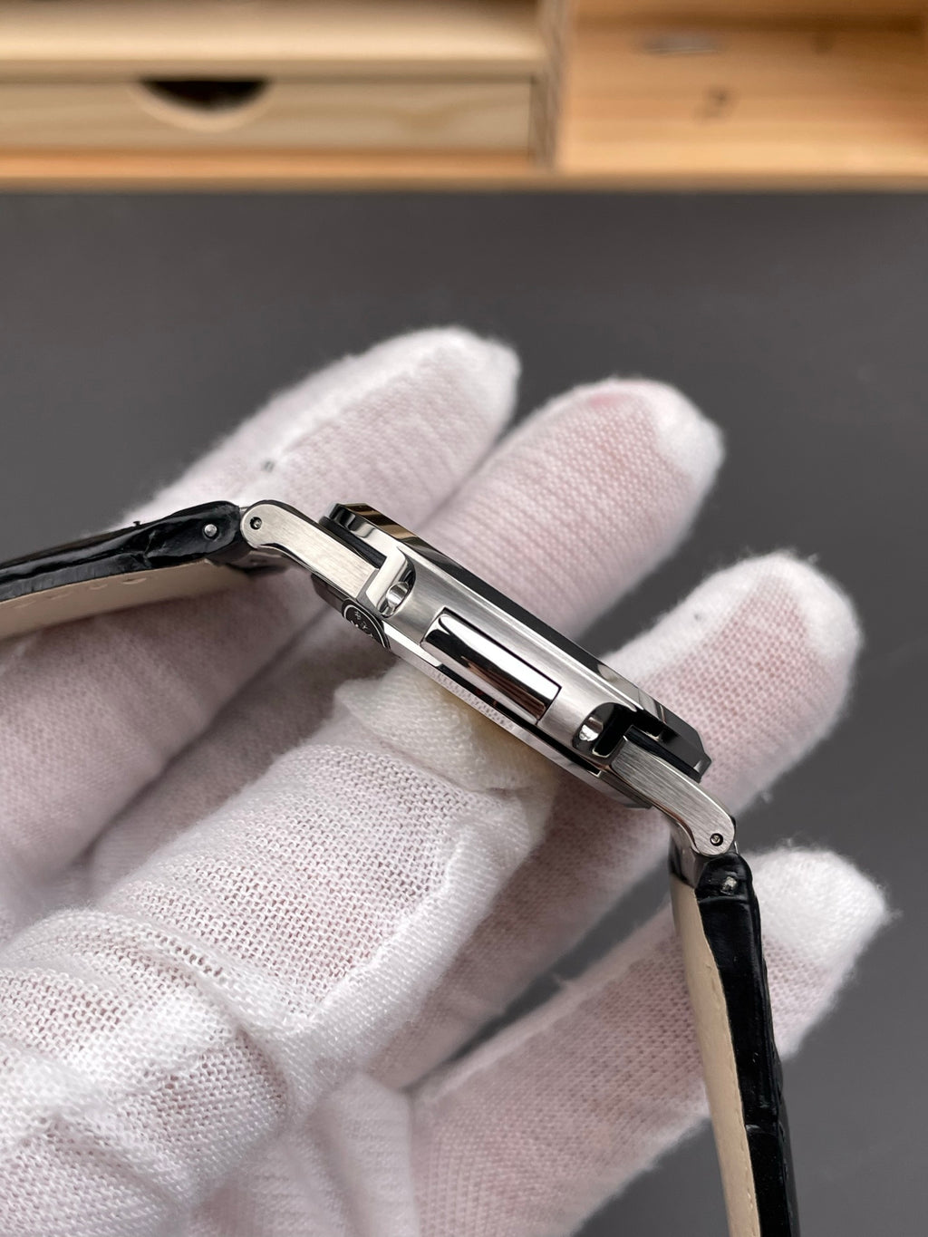 Patek Philippe（百达翡丽）运动优雅（鹦鹉螺 Nautilus）