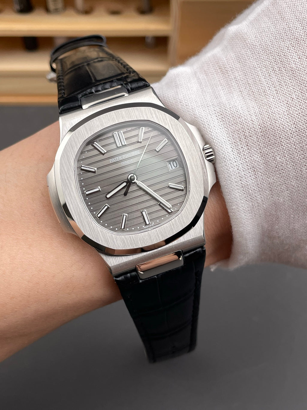 Patek Philippe（百达翡丽）运动优雅（鹦鹉螺 Nautilus）