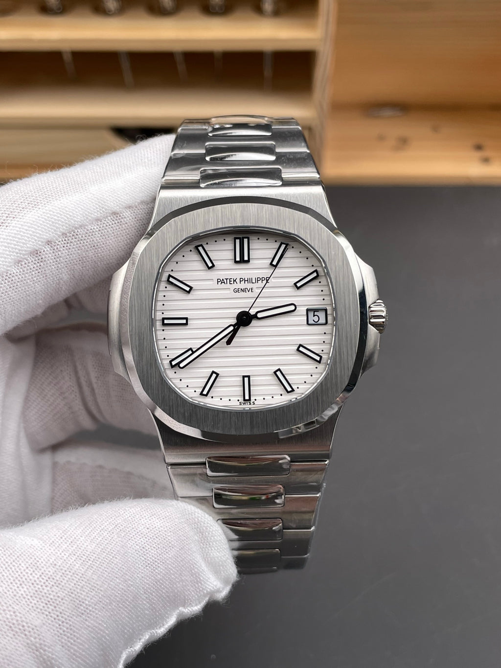 Patek Philippe（百达翡丽）运动优雅（鹦鹉螺 Nautilus）