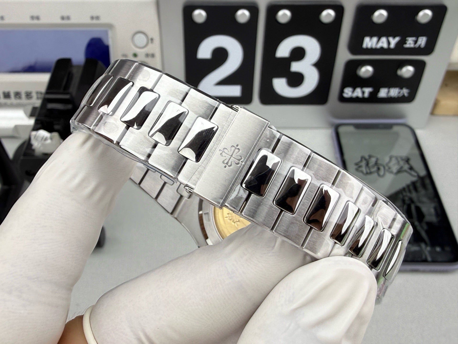 Patek Philippe（百达翡丽）运动优雅（鹦鹉螺 Nautilus）系列